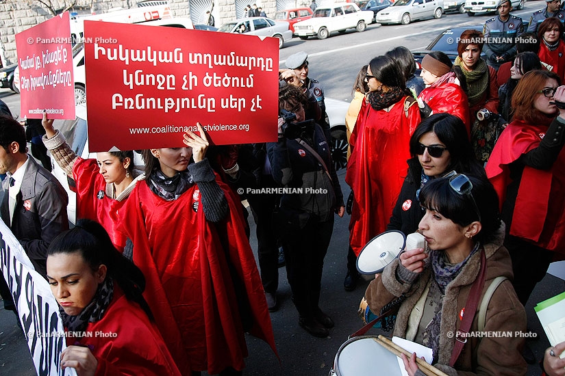March in protest of violence against women