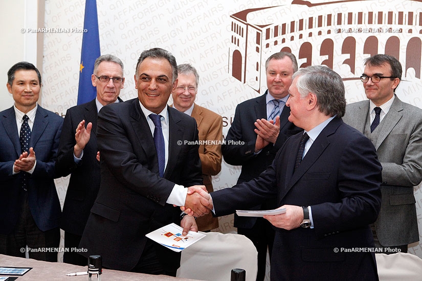 В комитете министров Совета Европы состоялась церемония гашения марки, посвященная председательству Армении 