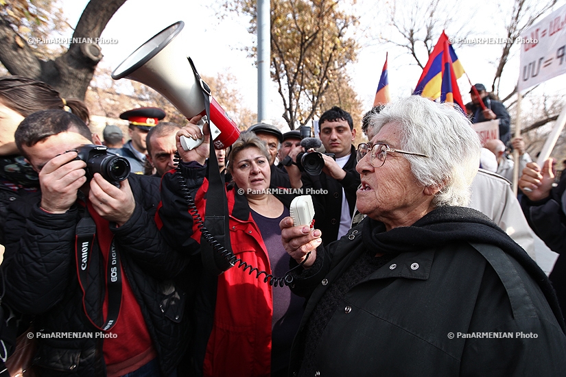 March to the presidential office with a demand of President Serzh Sargsyan’s resignation