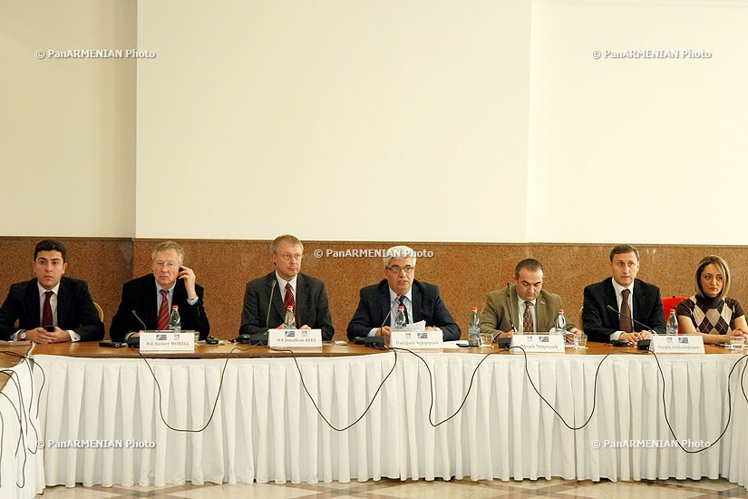 «ՆԱՏՕ-Հայաստան հարաբերություններ. ՆԱՏՕ-ն որպես պաշտպանության ժամանակակից մոդել» խորագրով գիտաժողովը