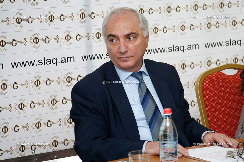 Пресс-конференция лидера ДПА Арама Саркисяна
