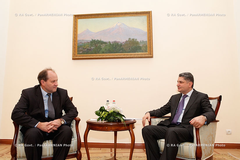 Правительство РА: Премьер- министр Тигран Саркисян принял Константина Бирюлина