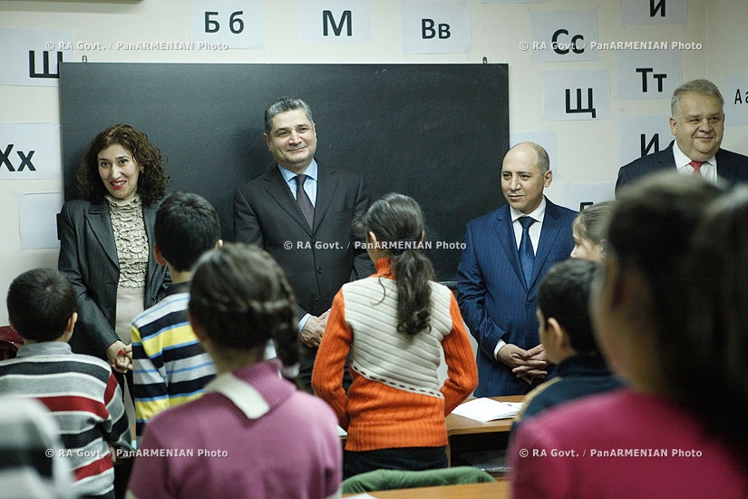 Правительство РА: Встреча премьер-министра Тиграна Саркисяна с педагогами, переподготовленными в центрах русского языка