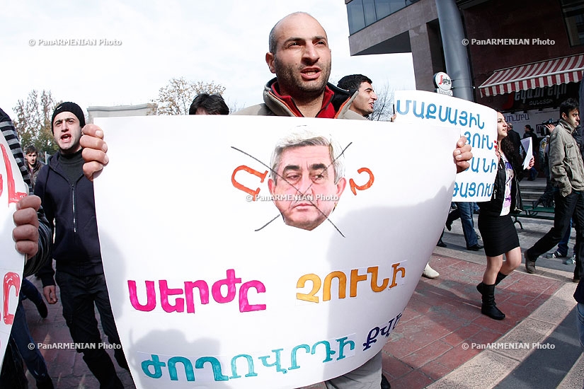 В Ереване протестуют против присоединения Армении к Таможенному Союзу