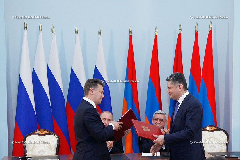 Переговоры между армянской и российской делегациями