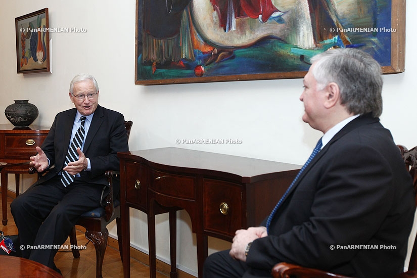 RA Minister of Foreign Affairs Edward Nalbandyan receives New Zealand's PM special delegate Jim Bolger