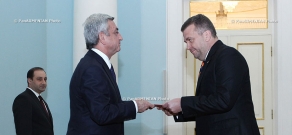 Новоназначенный посол Румынии в Армении Сорин Василе вручил свои верительные грамоты президенту Армении Сержу Саркисяну
