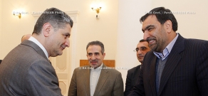 RA. Govt.: Prime minister Tigran Sargsyan and head of the Statistical Center of Iran Adel Azar sign memorandum of understanding