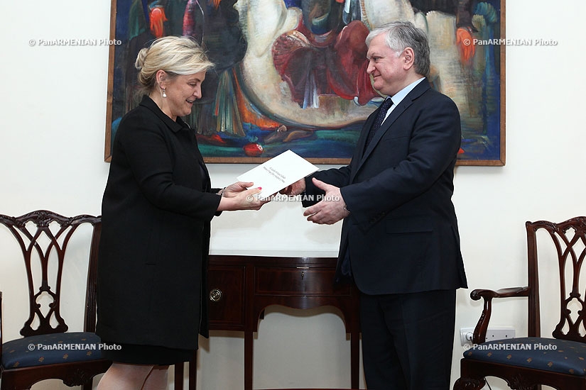 The newly appointed ambassador of Latvia to Armenia Elita Gavele hands copies of his credentials to RA Minister of Foreign Affairs Edward Nalbandyan