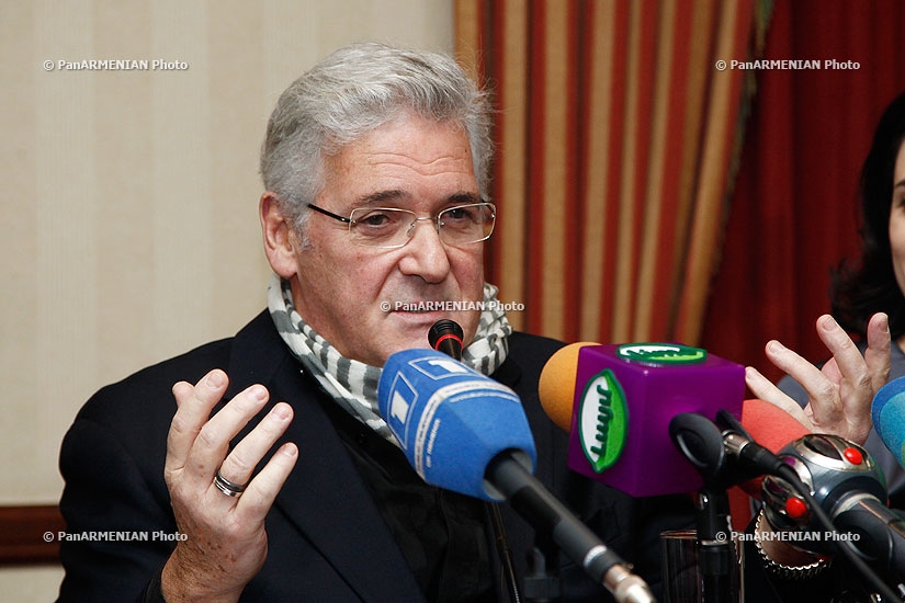 Press conference of world famous violinist Pinchas Zukerman and   Camerata Salzburg orchestra's general manager