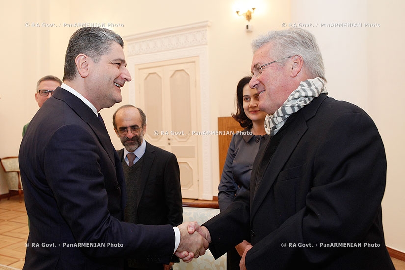 RA Govt. Prime minister Tigran Sargsyan receives world famous violinist and conductor Pinchas Zukerman