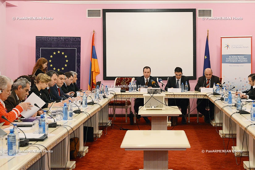 Двухдневная конференция на тему «Европейская интеграция – 2013: Перспективы отношений ЕС-Армения после Вильнюсского саммита Восточного партнерства»
