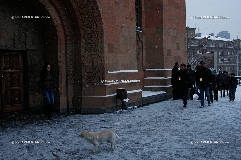 Candle procession, dedicated to the memory of artists who died in 2013