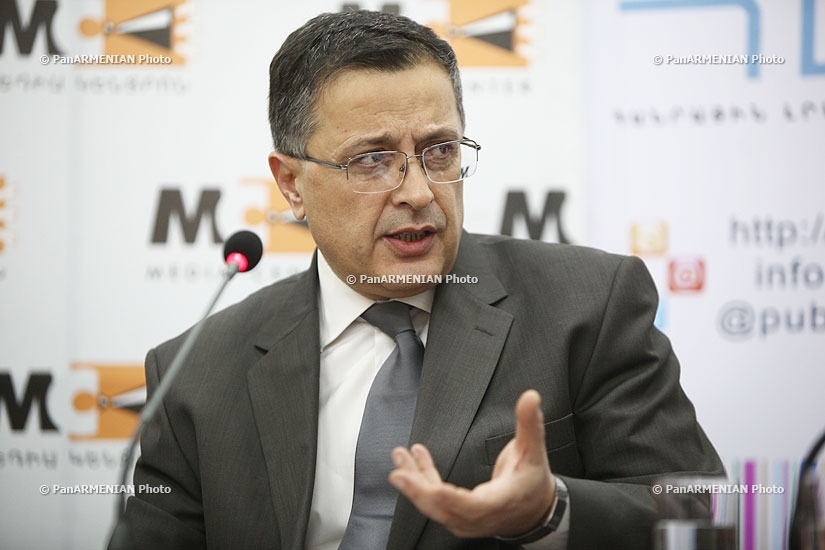 Press conference on Hackathon[YAN] flight 2013