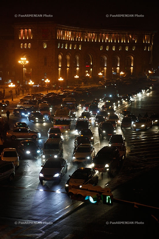 Yerevan's Grand Christmas Tree lights on