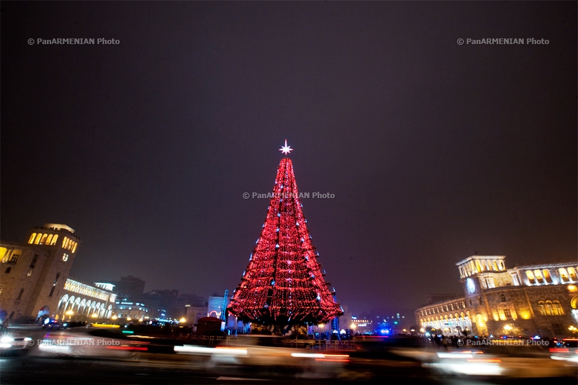 Yerevan's Grand Christmas Tree lights on