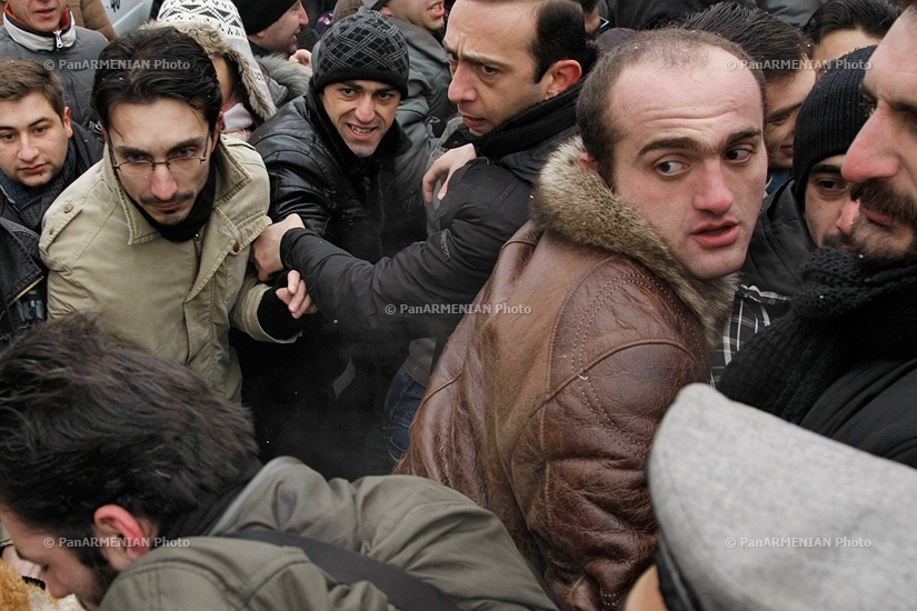 Protest against ratification of gas agreements with Russia