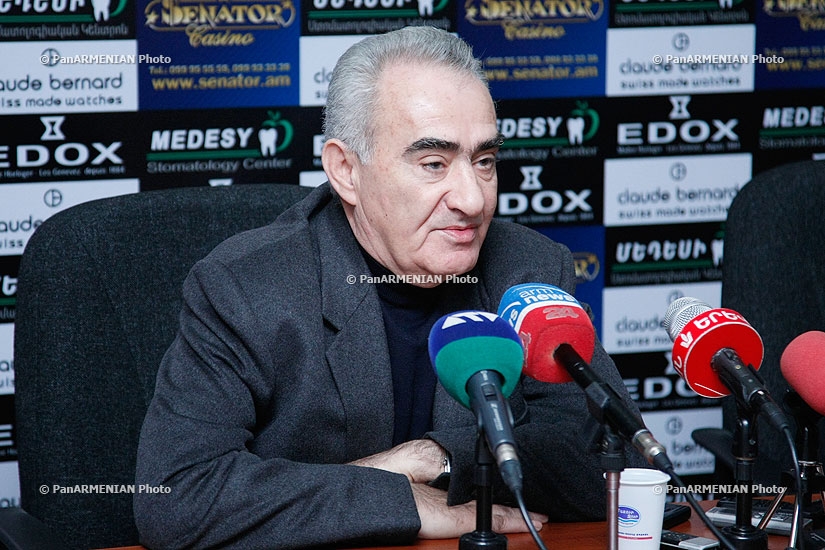 ՀՀԿ խմբակցության ղեկավար Գալուստ Սահակյանը