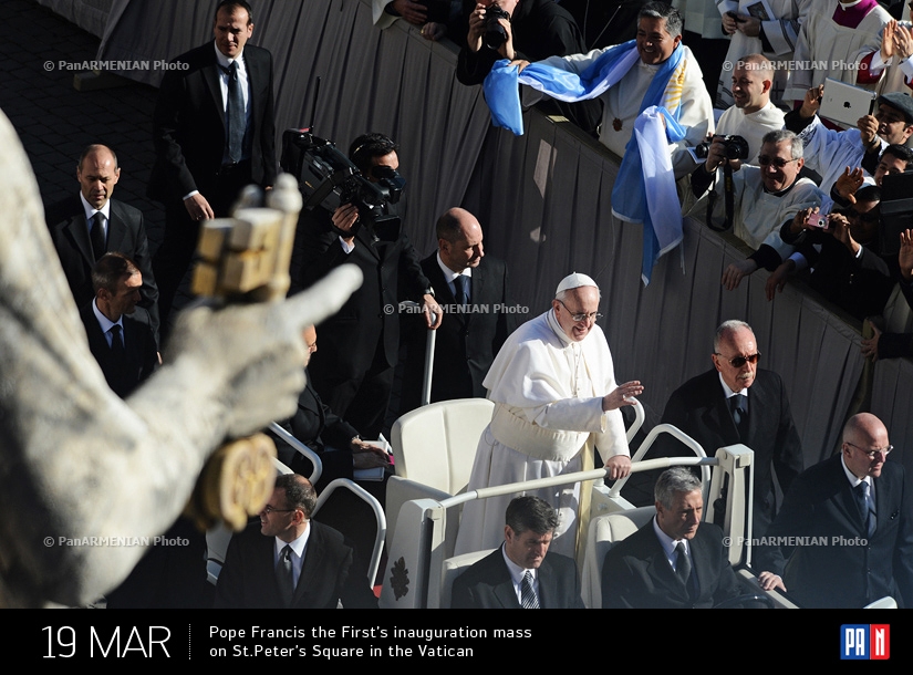 Церемония инаугурации Папы Римского Франциска на площади Святого Петра в Ватикане