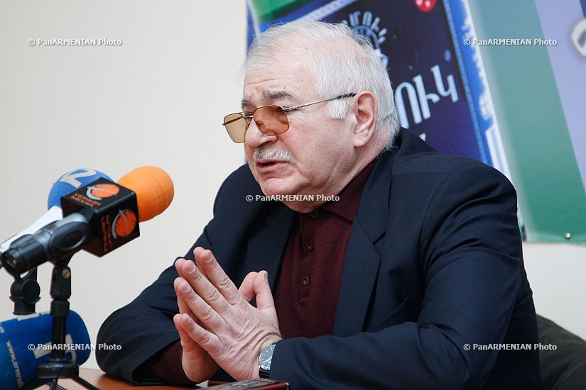 Press conferenc eof the head of Noravank Foundation Gagik Harutyunyan 