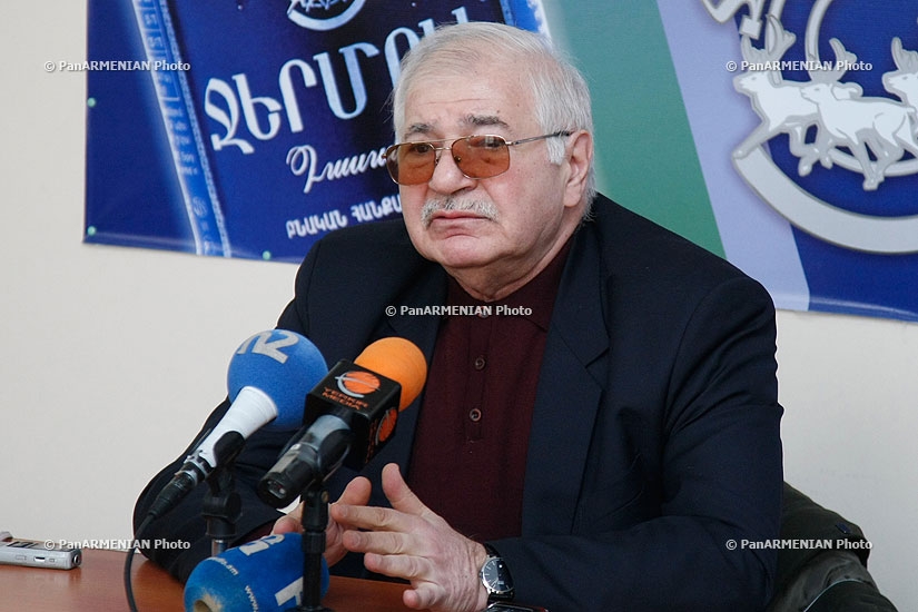Press conferenc eof the head of Noravank Foundation Gagik Harutyunyan 