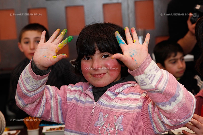 The Tsaghkadzor Marriott Hotel hosts Hrazdan's needy children on the occasion of New Year