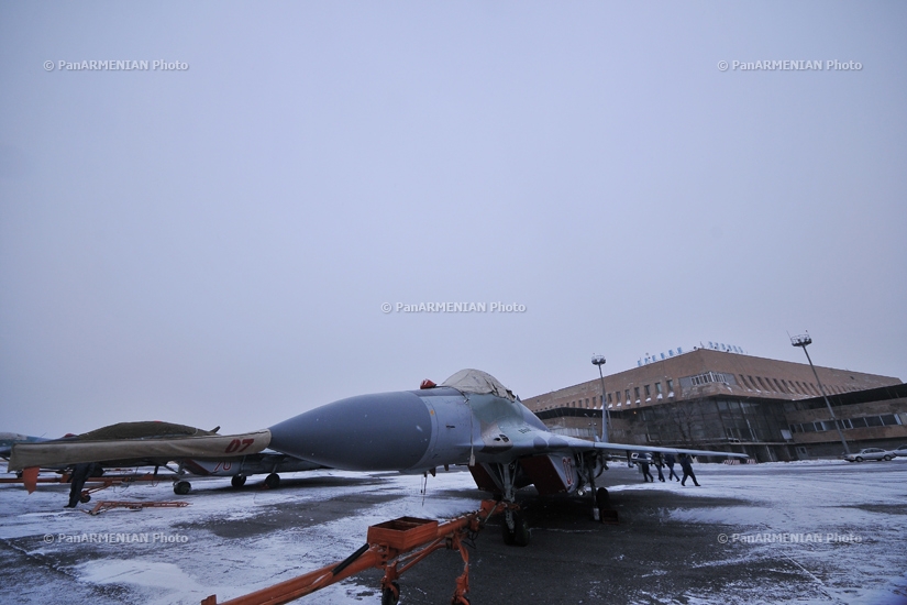 Exclusive show by Russian Knights aviation group at Erebuni military airport