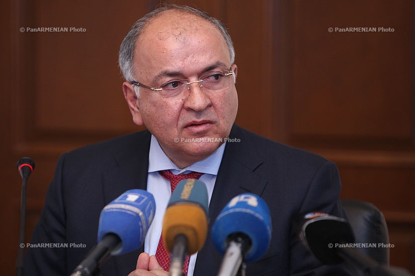Press conference of the First Deputy Minister of Territorial Administration Vache Terteryan