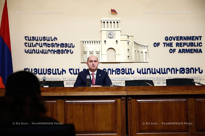 Правительство РА: Итоговая пресс-конференция Министра образования и науки РА Армена Ашотяна
