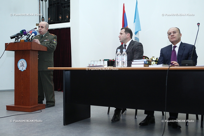 Министр обороны Сейран Оганян посетил Ереванский государственный медицинский университет имени М.Гераци 