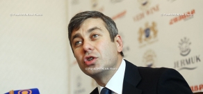 Пресс-конференция председателя комиссии по внешним связям АНК Владимира Карапетяна