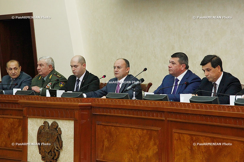Մի շարք նախարարությունների ու ոստիկանության ուս.հաստատություններում հայրենասիրական դաստիարակության ուղղությամբ 2013-ին աշխատանքների արդյունքների ամփոփիչ համաժողովը
