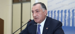 Пресс-конференция заместителя мэра Еревана Камо Ареяна