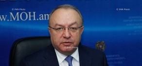 Пресс-конференция Министра здравоохранения Армении Дереника Думаняна