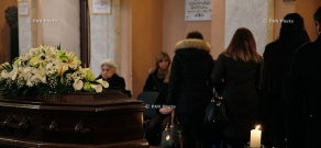 Церемония прощания дирижера Арама Карабекяна