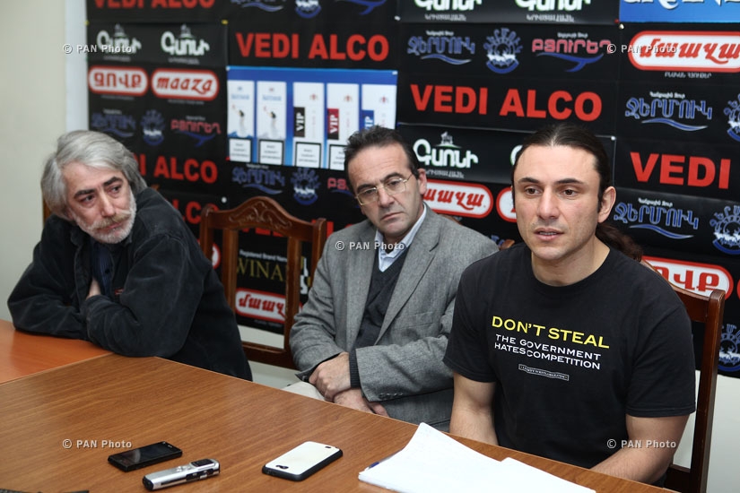 Press conference of Vrezh Zatikyan, Artur Sakunts and Edvard Zorikyan