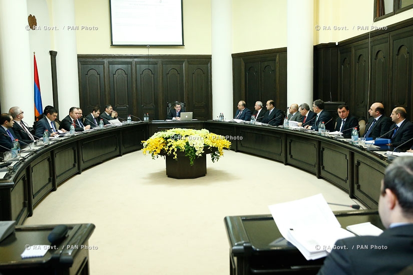ՀՀ Կառավարություն. Վարչապետ Տիգրան Սարգսյանին կից արդյունաբերական խորհրդի հերթական նիստը
