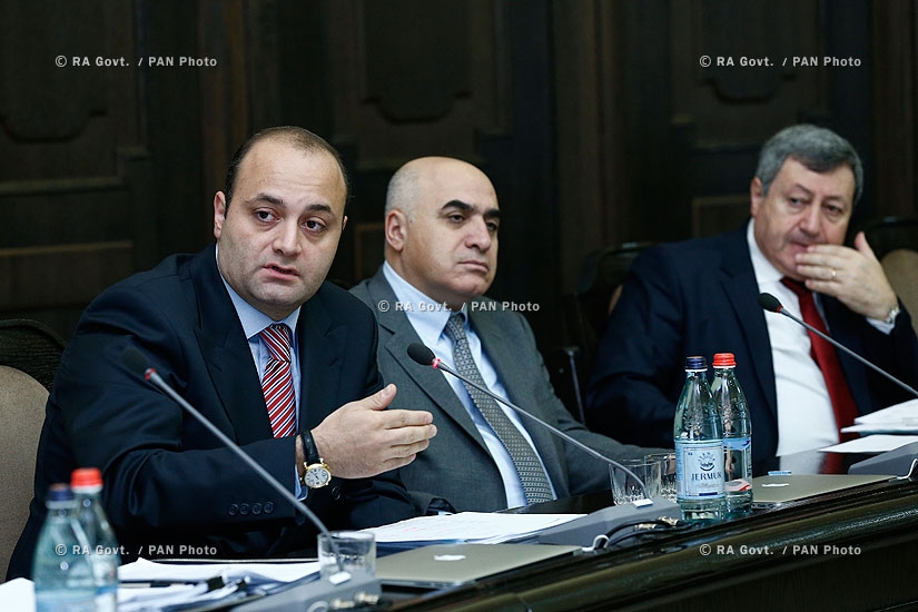 ՀՀ Կառավարություն. Վարչապետ Տիգրան Սարգսյանին կից արդյունաբերական խորհրդի հերթական նիստը
