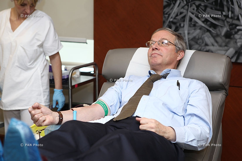 Blood donation campaign organized at U.S. embassy