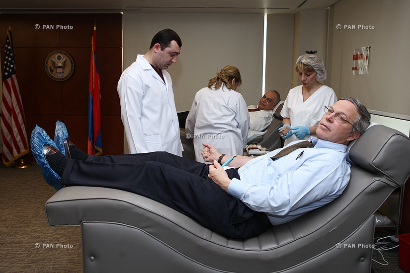 Blood donation campaign organized at U.S. embassy