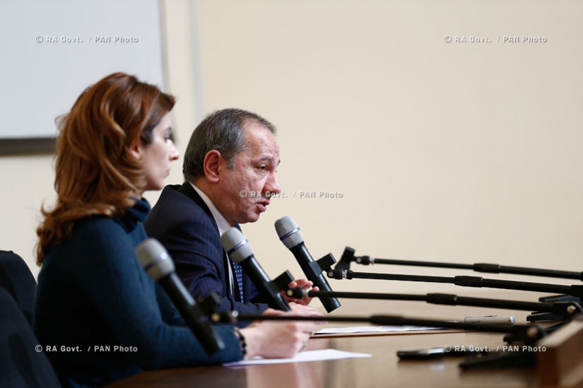 Правительство РА: Пресс-конференция министра экономики Армении Ваграма Аванесяна