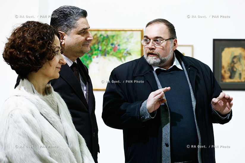RA Govt.: Prime Minister Tigran Sargsyan attends opening of the exhibition of young professional artists at Armenia’s Union of Artists