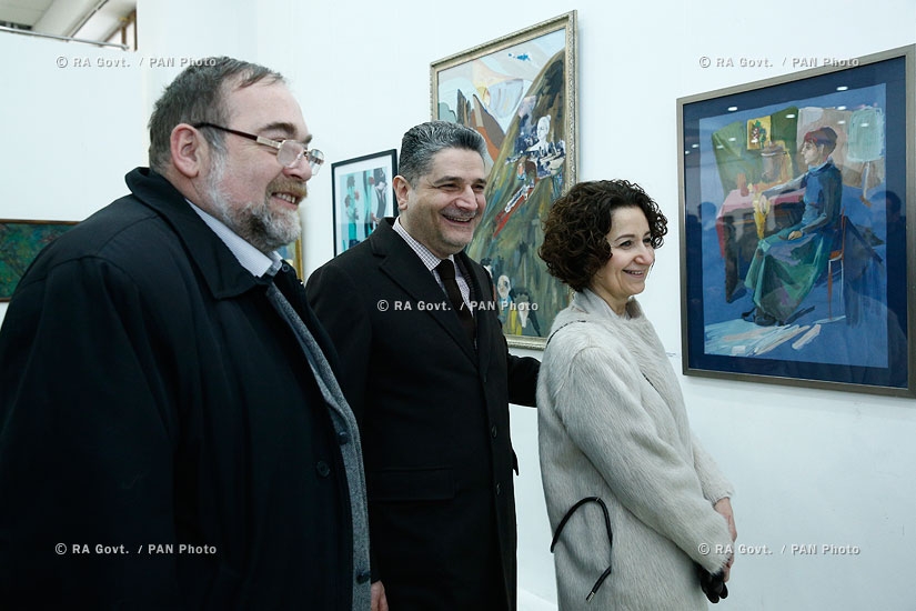 RA Govt.: Prime Minister Tigran Sargsyan attends opening of the exhibition of young professional artists at Armenia’s Union of Artists