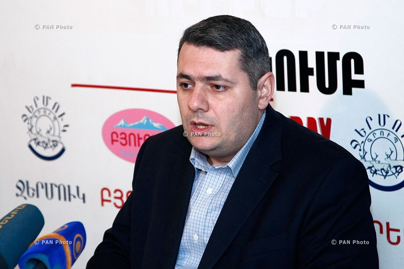 Press conference of Caucasus Institute Deputy Director, politician Sergey Minasyan