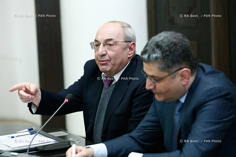 RA Govt.: Prime minister Tigran Sargsyan receives Armenian Public Council members, led by Council Chairman Vazgen Manukyan