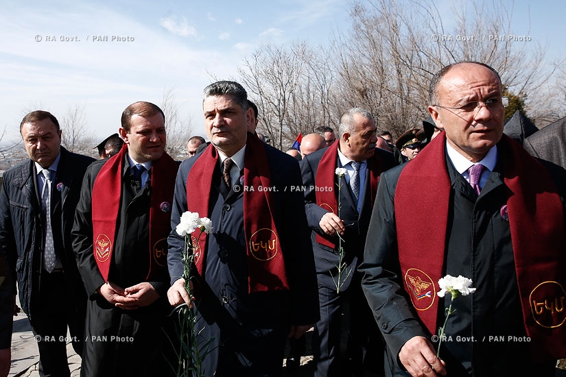 Commemoration of slain defense minister Vazgen Sargsyan at Yerablur