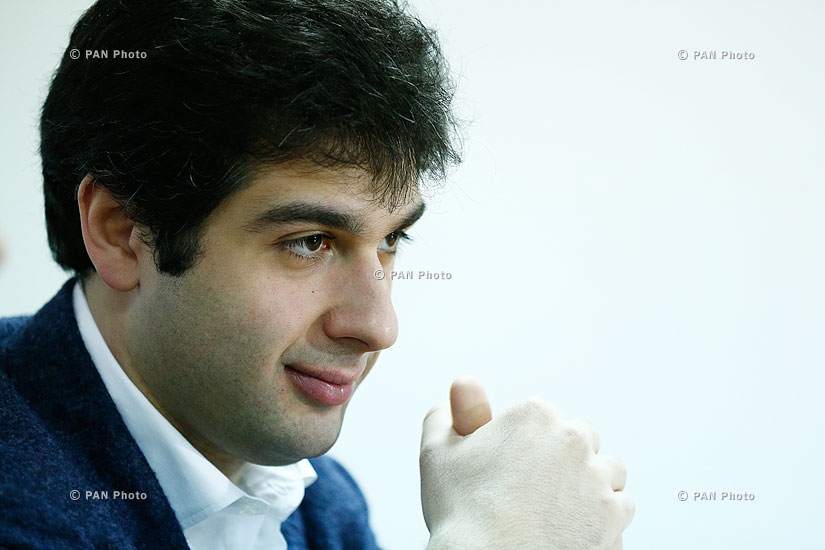 Press conference of conductor Sergey Smbatyan and  Russian violinist Dmitry Sitkovetsky 