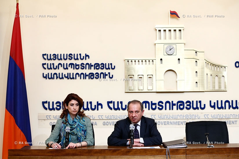 Правительство РА: Пресс-конференция министра экономики Армении Ваграма Аванесяна