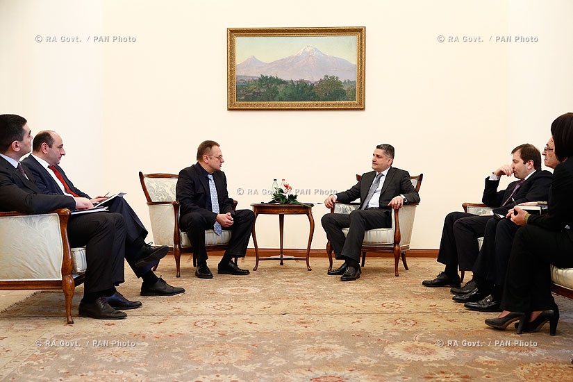 Правительство РА: Премьер Тигран Саркисян принял членa-министрa коллегии Евразийской экономической комиссии Владимирa Гошинa