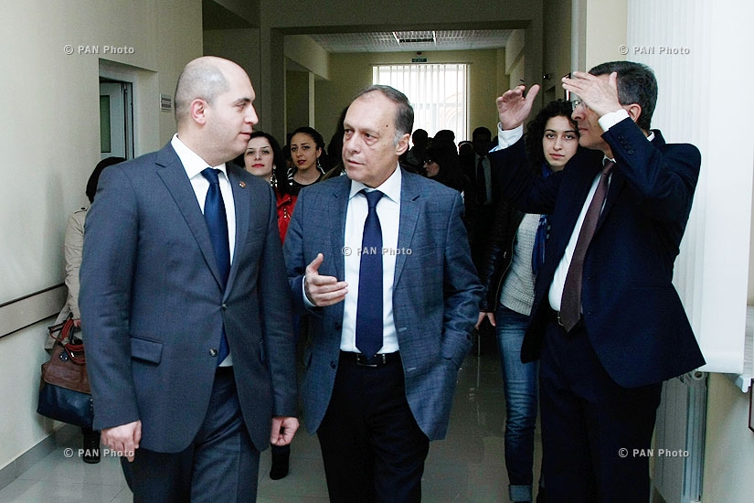 Armenian Minister of Education and Science Armen Ashotyan visits Heratsi N1 Hospital Complex 